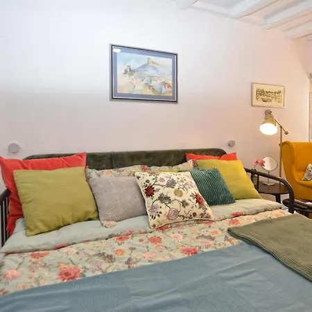 Hedera Studio In Old Town * Rovinj