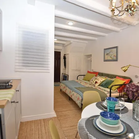 Hedera Studio In Old Town Apartament Rovinj